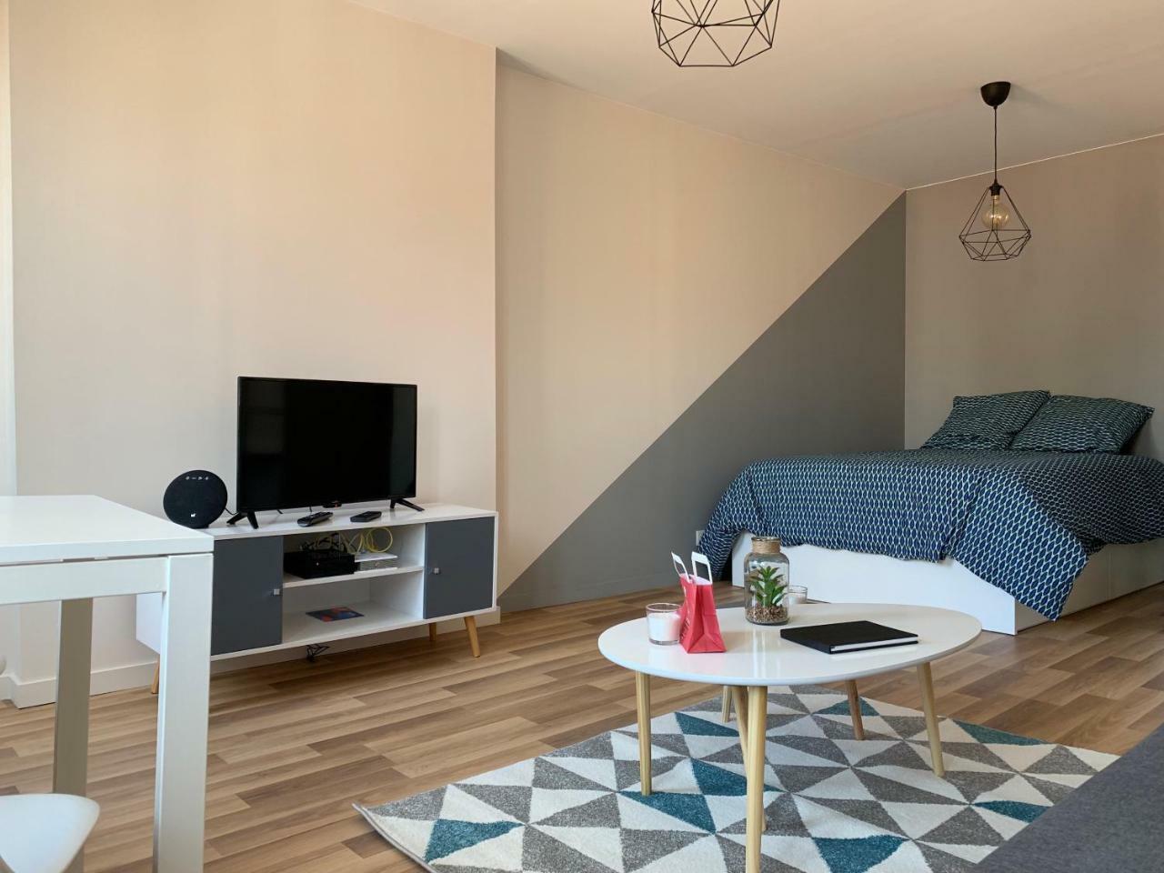 Esprit Studio Sur Plateau Central Clermont-Ferrand Eksteriør bilde