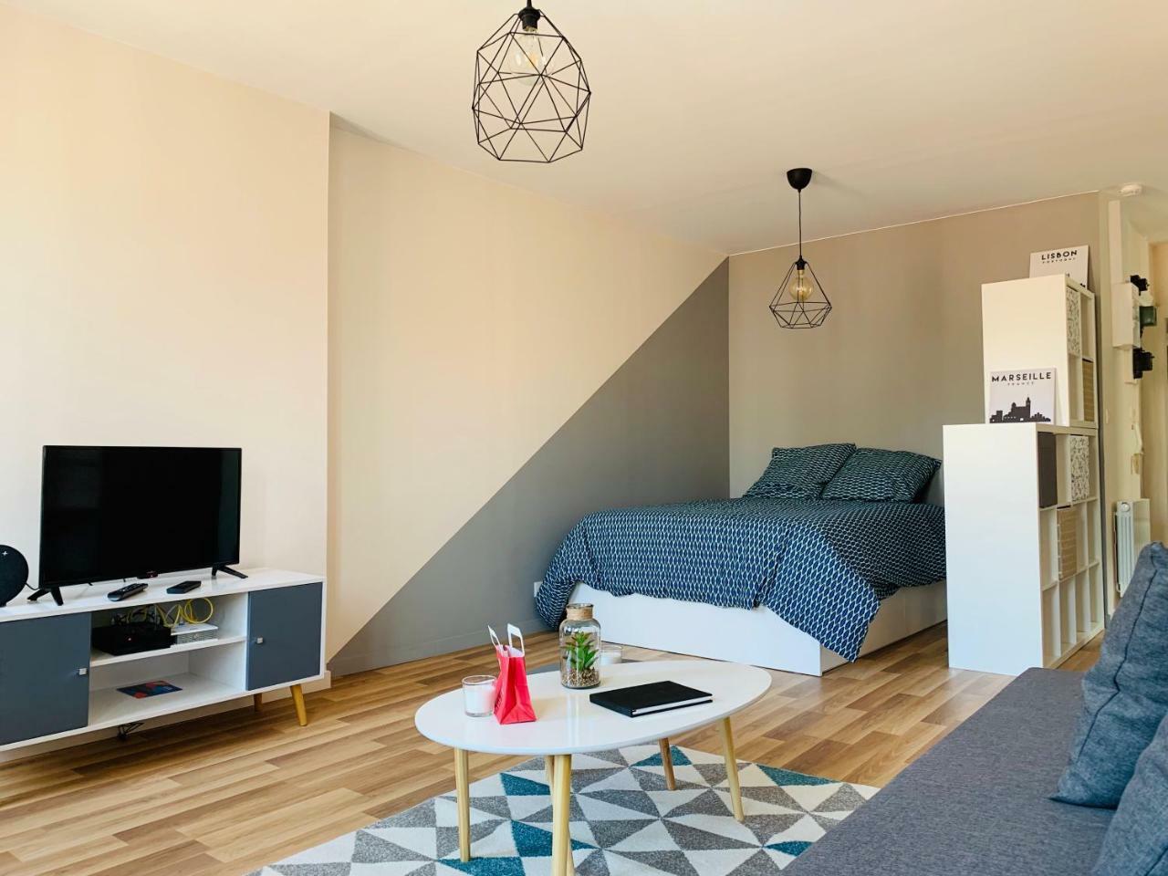 Esprit Studio Sur Plateau Central Clermont-Ferrand Eksteriør bilde